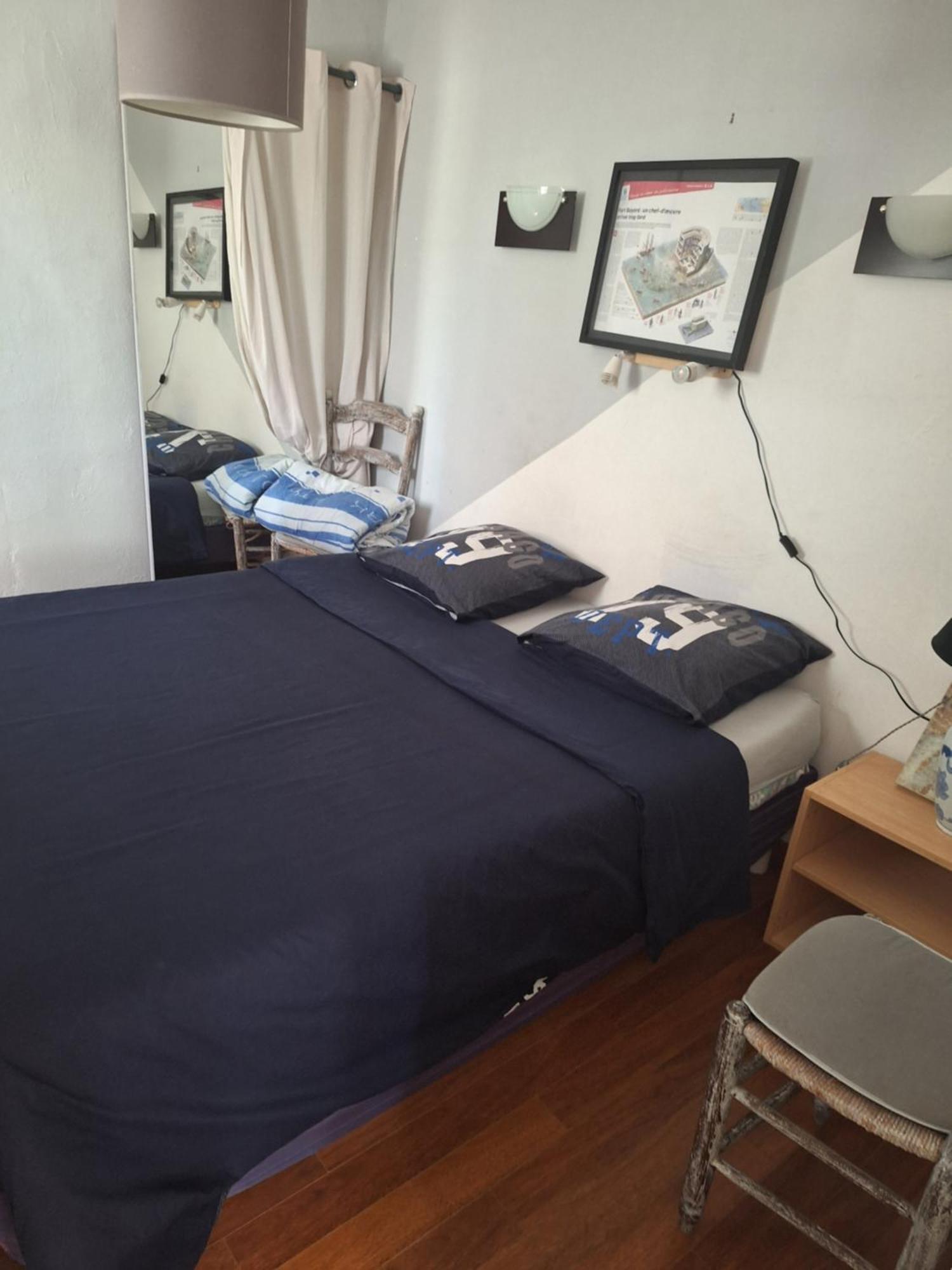 Petite Maison 15 Mn A Pied Du Marche Et Vieux Port * La Rochelle (Charente-Maritime)